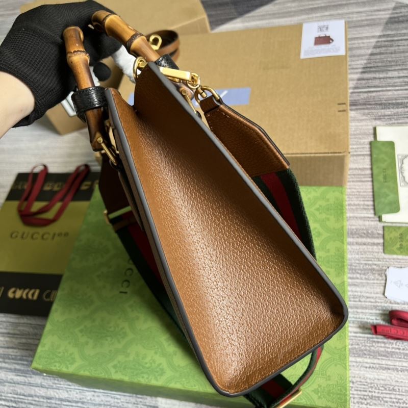 Gvc*1 tote bags